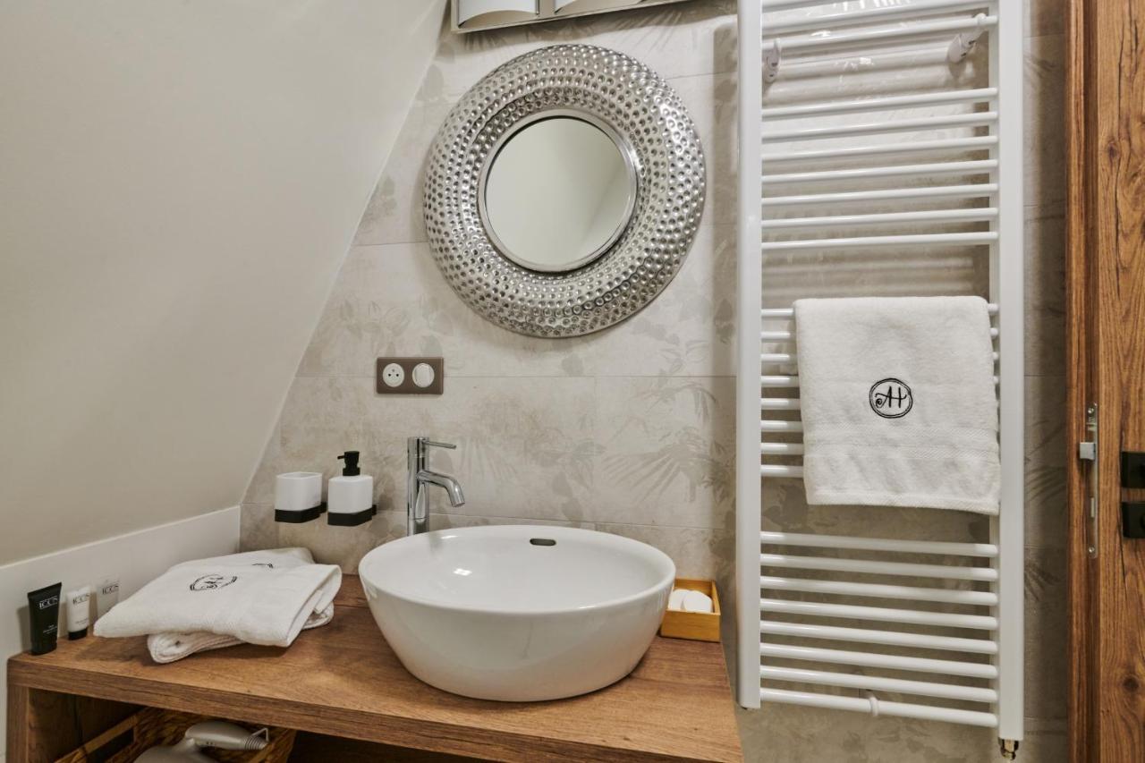 Hotel Alfred A Hermina ออลอโมตซ์ ภายนอก รูปภาพ
