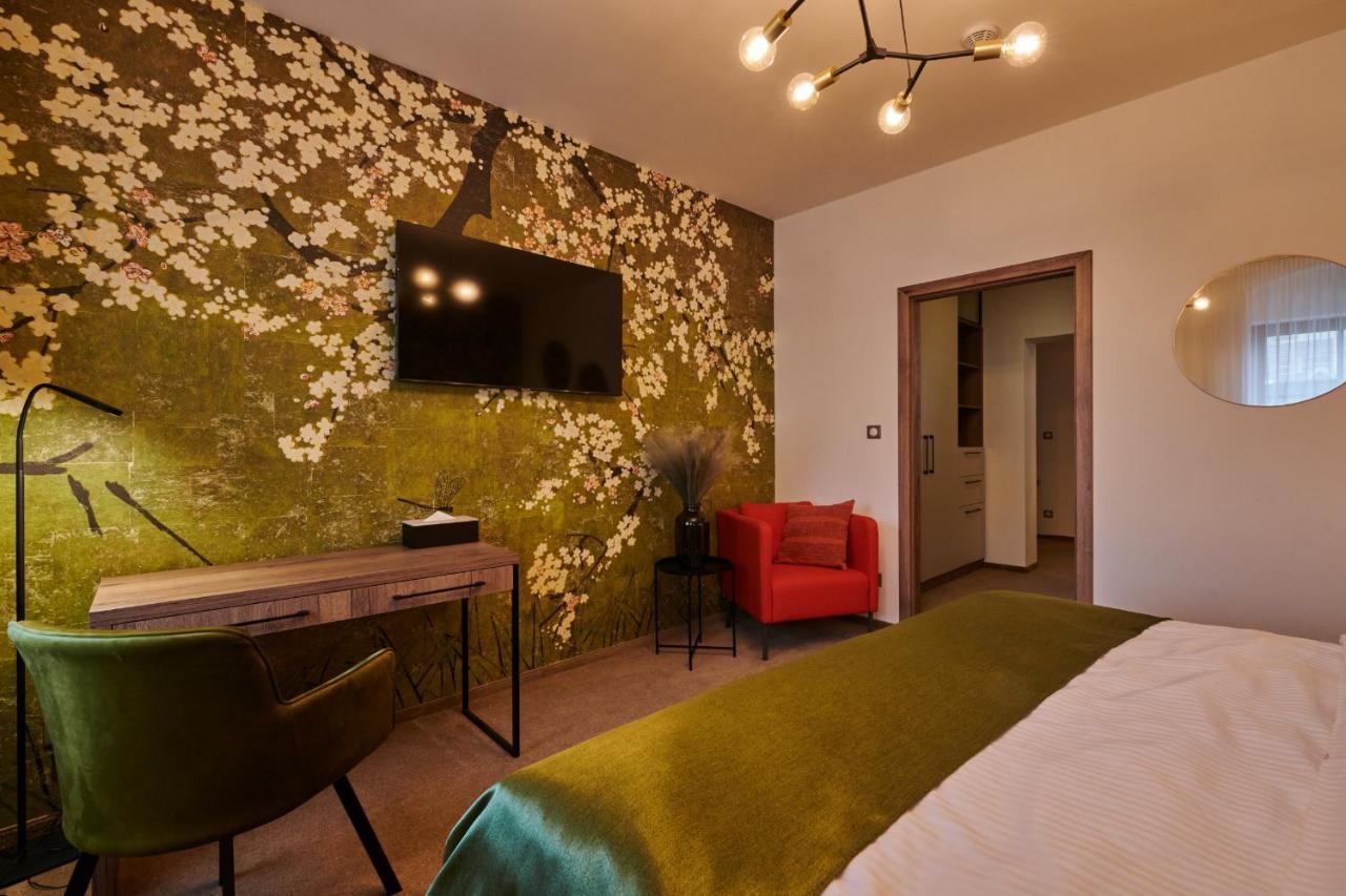 Hotel Alfred A Hermina ออลอโมตซ์ ภายนอก รูปภาพ